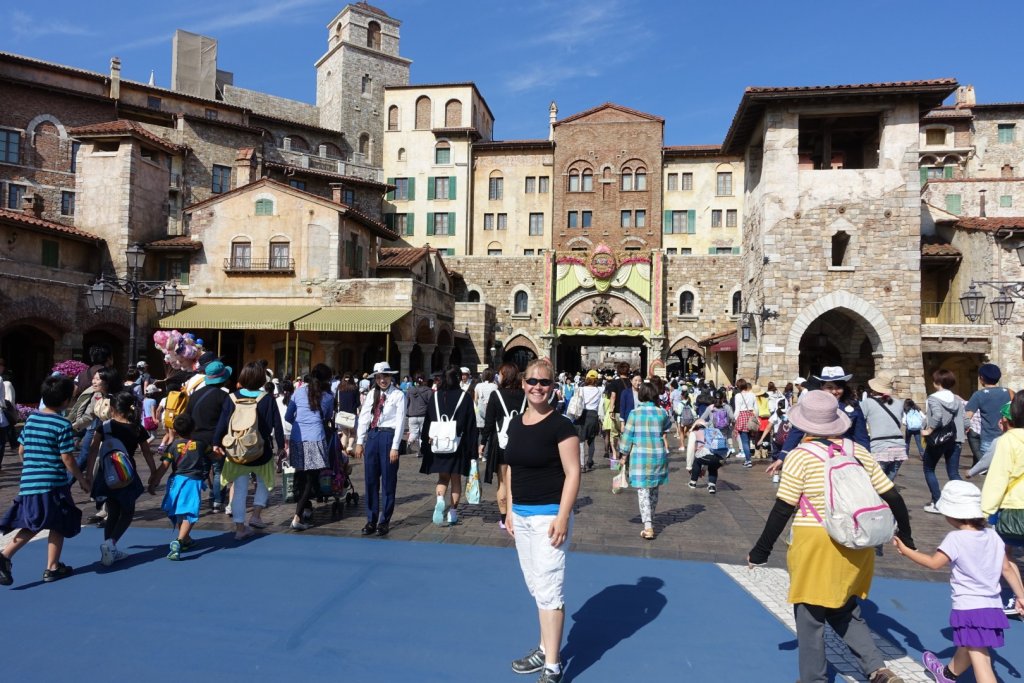 Tokyo Disneysea entrance