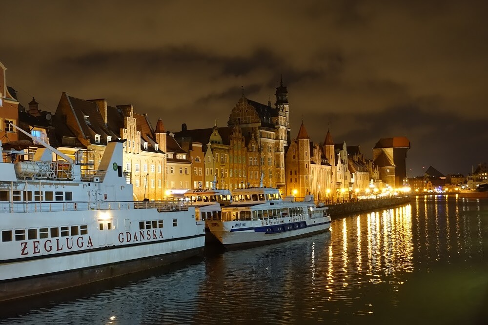 Old Town Gdansk at night