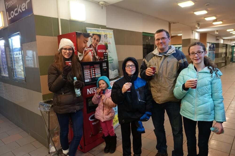 Hot chocolate vending machine