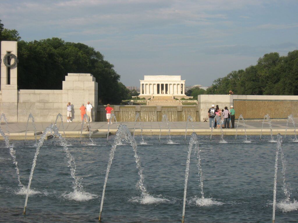 memorial building with fountain in foreground