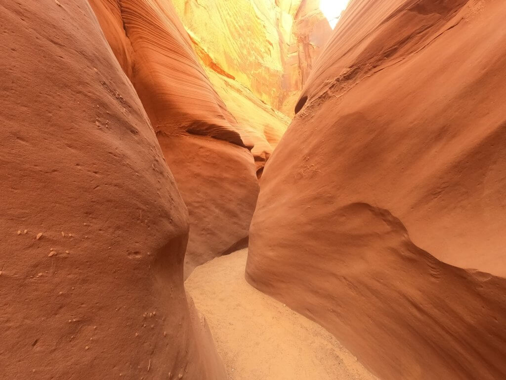 narrow canyon